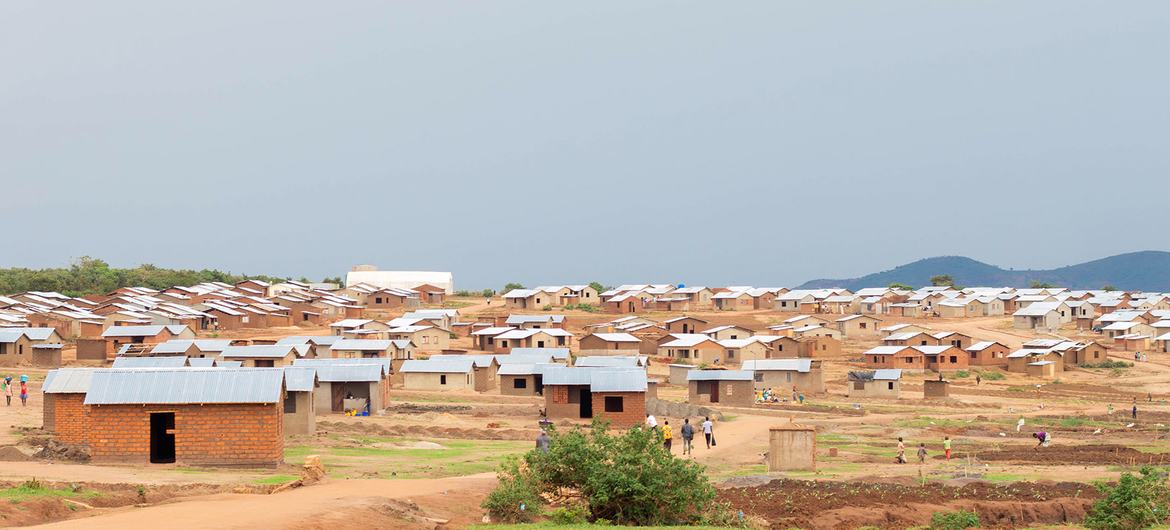 تعمل الشبكات الإجرامية داخل مخيم دزاليكا للاجئين في وسط ملاوي.