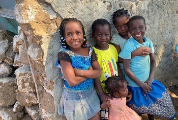 Crianças deslocadas em Cabo Delgado, Moçambique.
