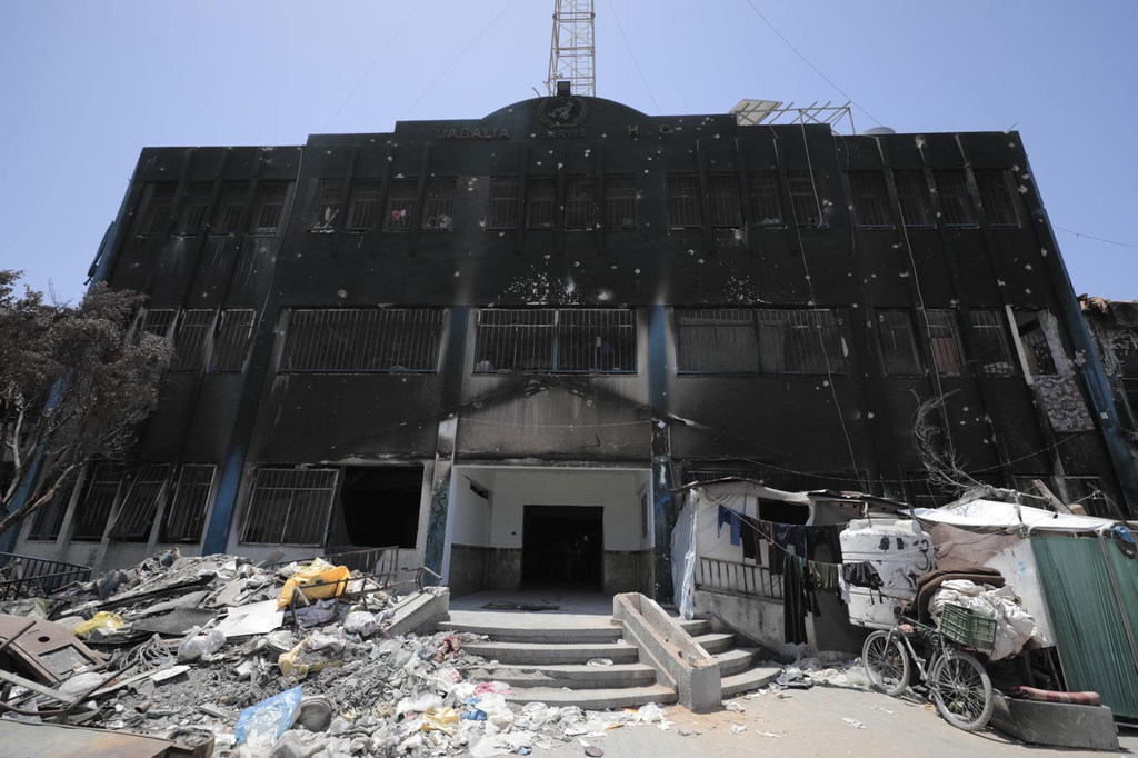 Le centre de santé de Jabalia détruit à Gaza