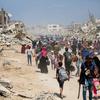 Газа лежит в руинах, и война грозит распространиться на весь регион.