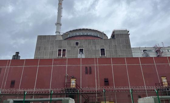 В течение последней недели эксперты МАГАТЭ продолжали ежедневно слышать взрывы на разных расстояниях от ЗАЭС. 
