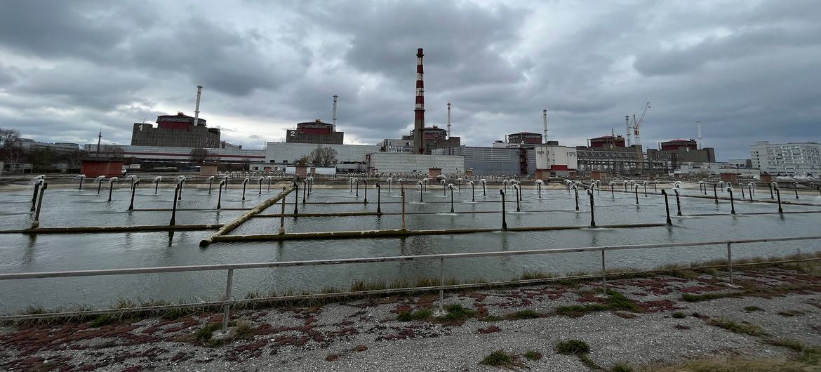 扎波罗热核电站用水来对反应堆进行冷却。