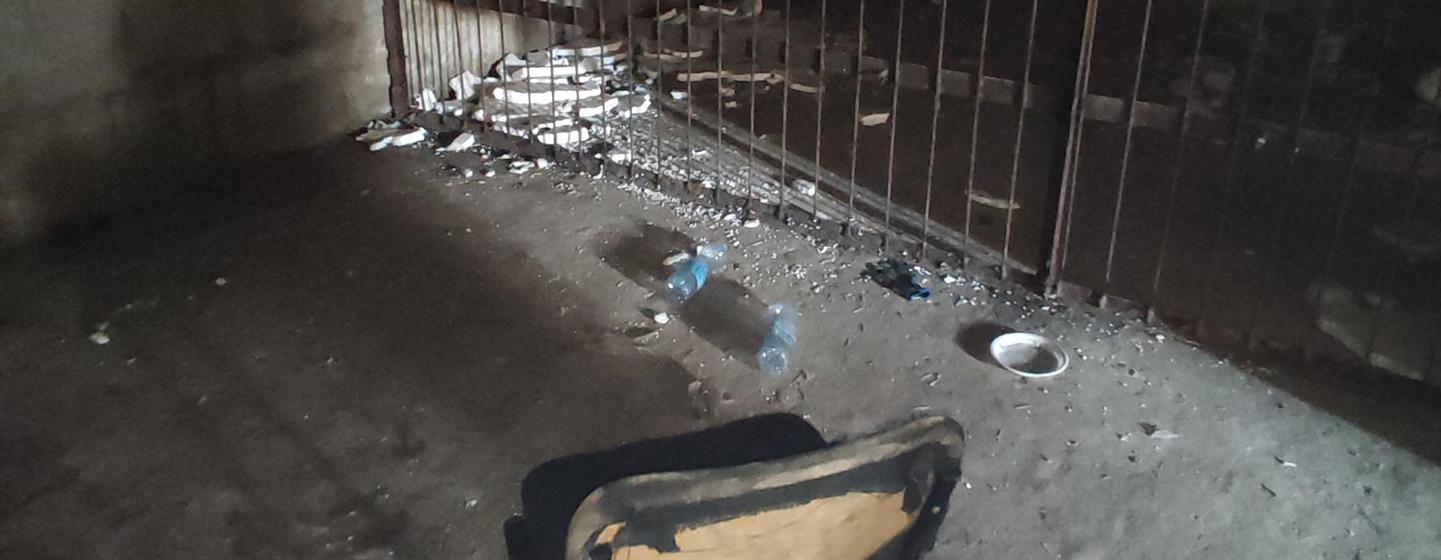 Un lieu de détention improvisé utilisé par les forces armées russes dans la région de Kharkiv.