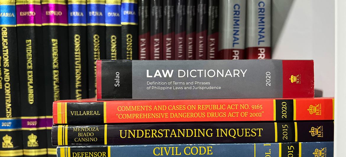 The Marawi City Jail Library is well stocked with law texts.