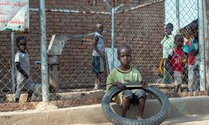 Many Sudanese families have fled fighting in El Fasher and are now living in a camp for displaced people in Zalingi in western Darfur.