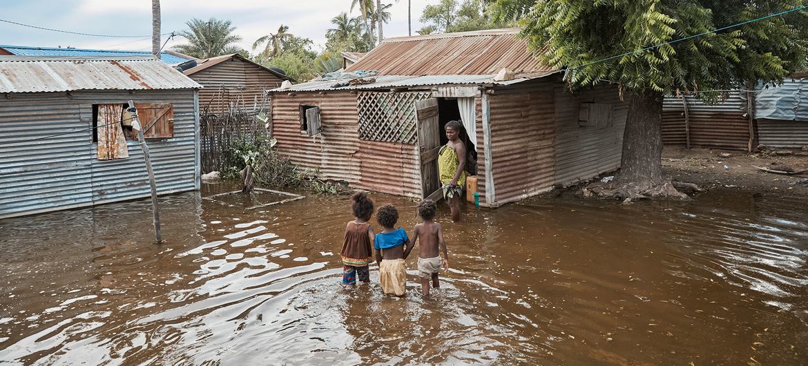Las catástrofes relacionadas con el clima, como las inundaciones de Madagascar, pueden provocar diversos problemas de salud.