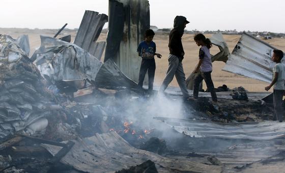 Los bombardeos israelíes del 26 de mayo a un campamento para personas desplazadas en Rafah, en el sur de Gaza, se cobraron decenas de vidas.