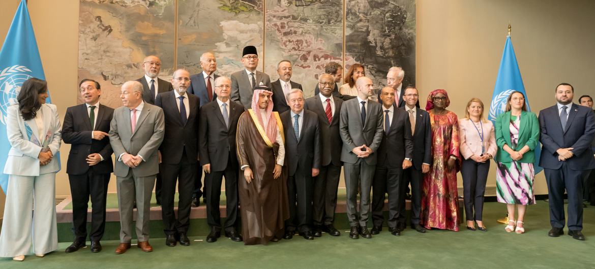 A group photograph of senior UN officials and ministers attending the high-level international conference. A group photograph of senior UN officials and ministers attending the high-level international conference.