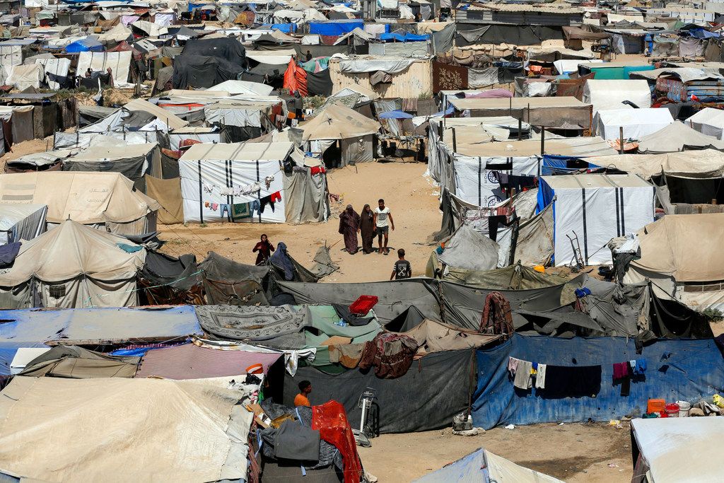 Beaucoup d'habitants de Gaza vivent dans des abris temporaires en raison du conflit.