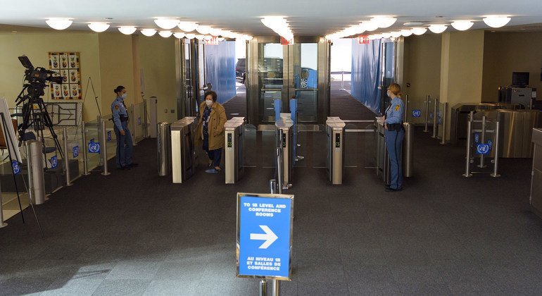 The delegates' entrance during the 75th session of the UN General Assembly.