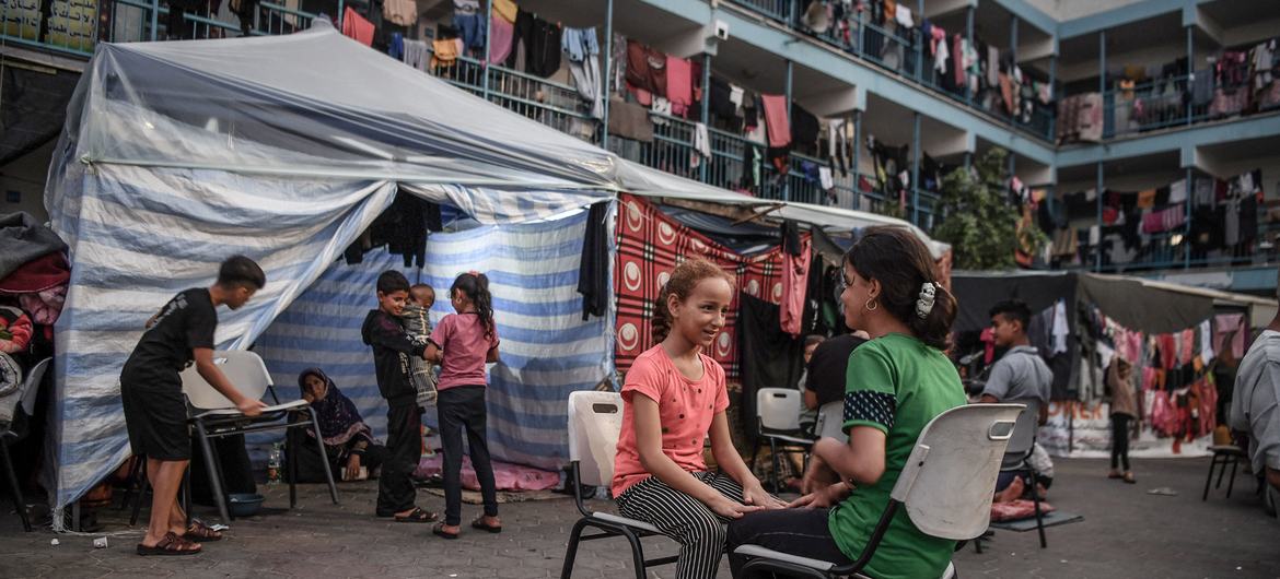 Nearly a Million Children Displaced in Gaza - Vimarsana News