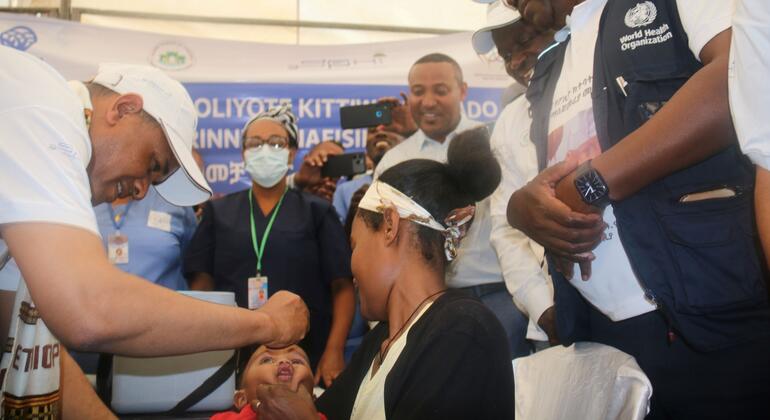 Более 26 миллионов детей в Эфиопии получили прививку от полиомиелита.