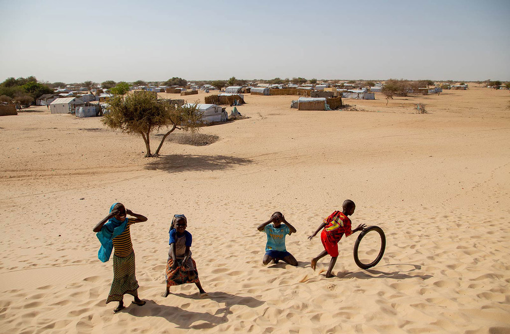 La violence, le changement climatique, la désertification et les tensions sur les ressources naturelles aggravent la faim et la pauvreté au Tchad.
