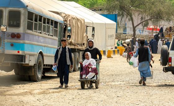 लाखों अफ़ग़ान लोग जबरन स्वदेश वापस लौटने को मजबूर