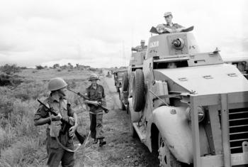 काँगो में संयुक्त राष्ट्र बल (ONUC) की इकाइयों ने 1963 में एलिज़ाबेथविले की परिधि के बाहर का स्थान सुरक्षित किया. (फ़ाइल)