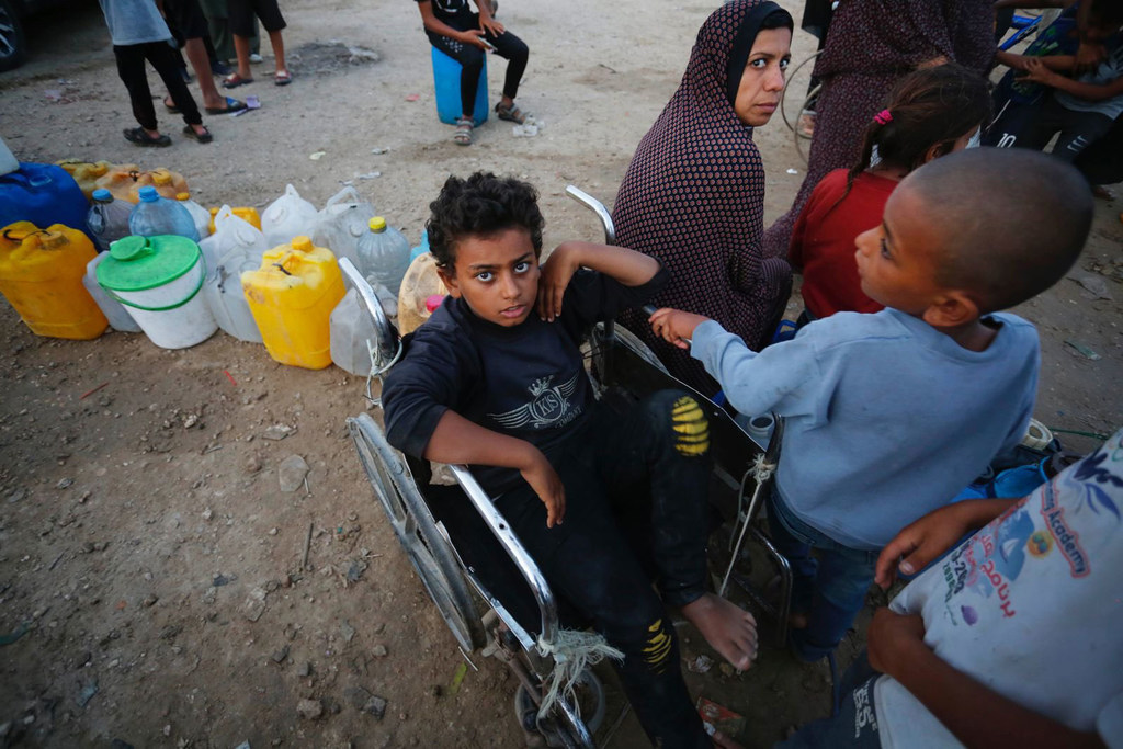Les mouvements de populations se poursuivent alors que les bombardements intensifs se poursuivent à Rafah, dans le sud de la bande de Gaza.