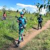 Des soldats de la paix indonésiens de la MONUSCO patrouillent près de Bunia, le chef-lieu de la province orientale de de l'Ituri.