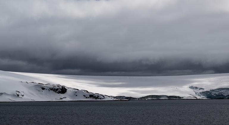 El impacto de las «promesas incumplidas» en el clima, evidente en la Antártida: blog del Coordinador Residente de la ONU