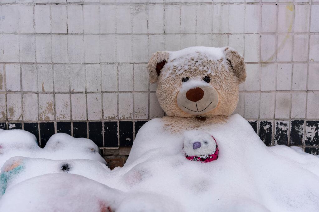 Атаки на объекты энергетики Украины приводят к серьезным повреждениям систем теплоснабжения и электросетей.