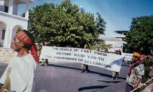 Le Timor-Leste célèbre le jour de l'indépendance en mai 2002.