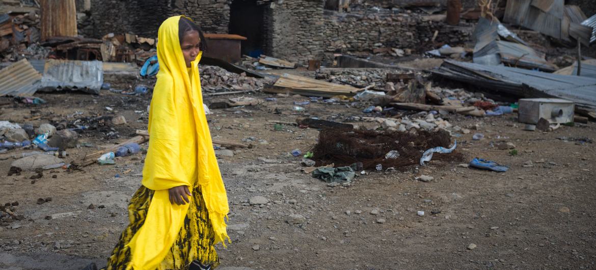 A girl walks in a street which was severely impacted by violence and fighting in the Afar region, Ethiopia. (file)