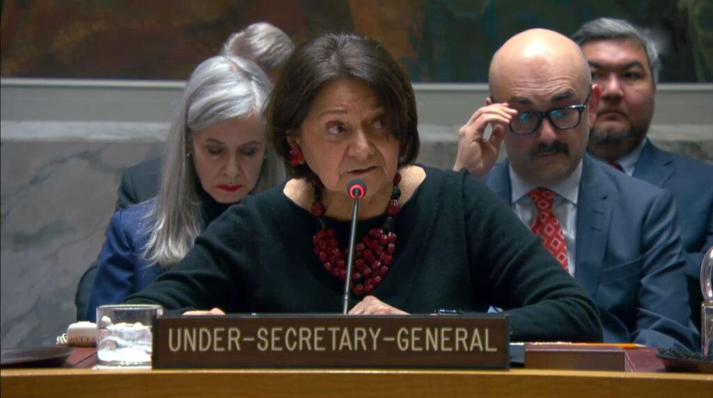 Rosemary DiCarlo, sous-secrétaire générale aux affaires politiques et de consolidation de la paix, s'exprime lors d'une réunion du Conseil de sécurité de l'ONU sur les enfants, la technologie et l'éducation dans les zones de conflit.