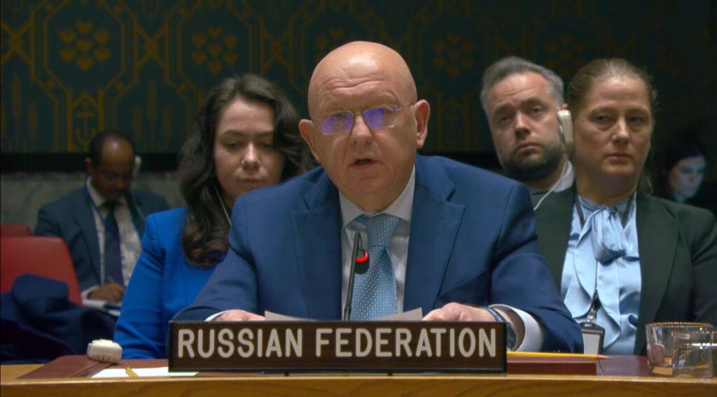 L'ambassadeur Vassily Nebenzia de la Fédération de Russie s'exprimant lors d'une réunion du Conseil de sécurité des Nations unies sur les enfants, la technologie et l'éducation dans les conflits.