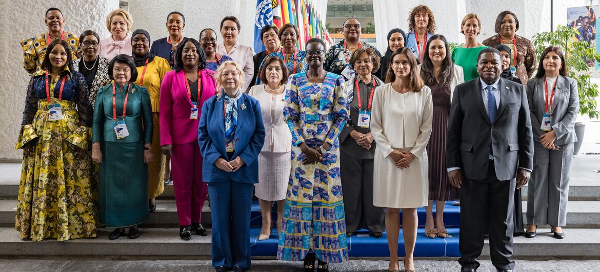 Group photo of the 15th Summit of Women Speakers of Parliament, organized by the Inter-Parliamentary Union (IPU) in partnership with the Swiss Parliament.
