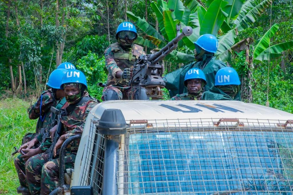 Walinda amani wa Tanzania wa Kikosi cha TanzQRF kilicho ndani ya FIB ya MONUSCO wakiwa kwenye doria huko Kivu Kaskazini, Mashariki mwa DRC.