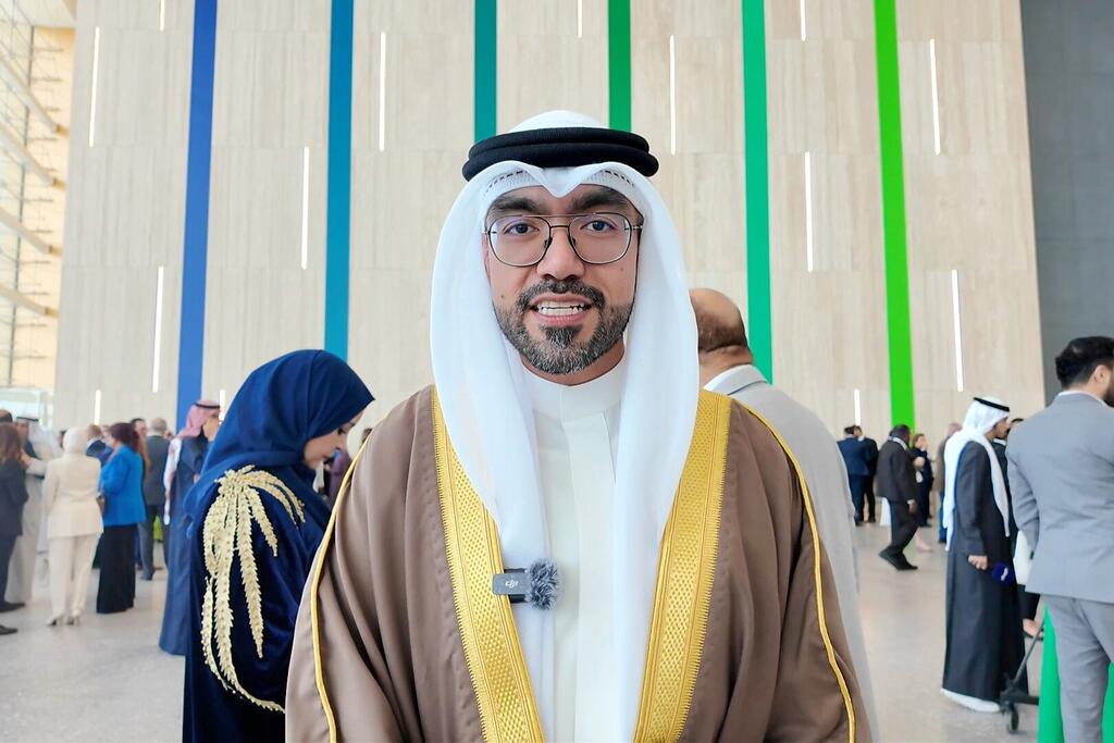 الدكتور خالد فهد العلاوي، نائب مساعد الصناعة في وزارة الصناعة والتجارة في البحرين، يتحدث مع قناة الأمم المتحدة الإخبارية في WEIF2026، مشيراً إلى التزام البلاد بالريادة والابتكار.