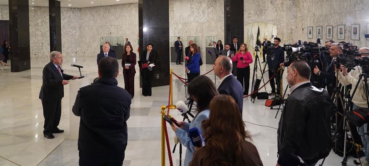 The UN chief, Ant&oacute;nio Guterres (left), addresses the media in Beirut, Lebanon.