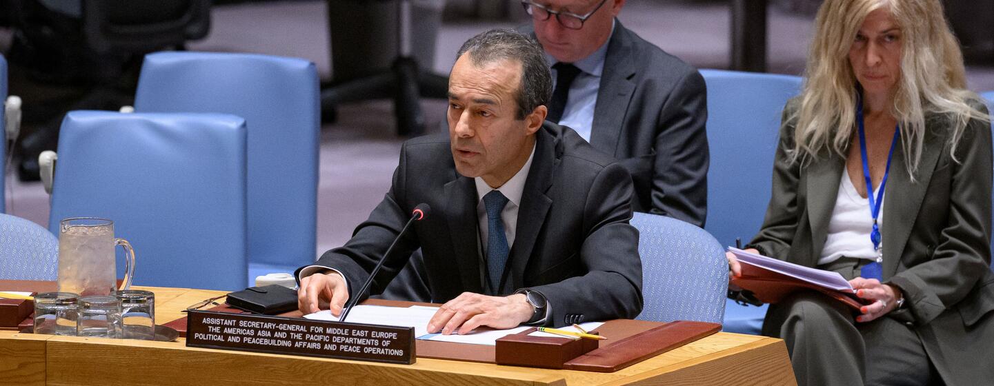 Mohamed Khaled Khiari, secrétaire général adjoint pour le Moyen-Orient, l'Asie et le Pacifique, informe le Conseil de sécurité des Nations unies sur la coopération entre l'ONU et l'UE en matière de paix et de sécurité internationales.
