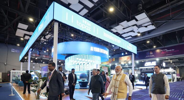 भारत के प्रधानमंत्री नरेन्द्र मोदी ने नई दिल्ली में एआई प्रभाव सम्मेलन के दौरान एआई एक्सपो का उद्घाटन किया.