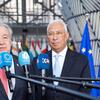Le secrétaire général des Nations unies, António Guterres (à gauche), lors d'une conférence de presse conjointe avec M. António Costa (à droite), président du Conseil européen