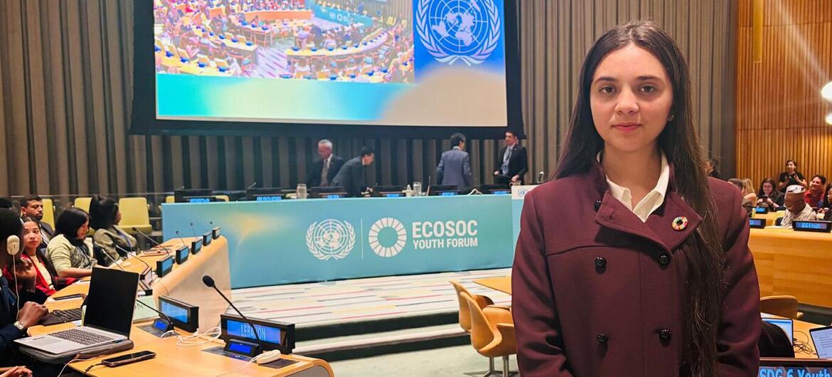بنا العابد في منتدى شباب ECOSOC.