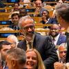 O ministro das Relações Exteriores de Portugal, Paulo Rangel, sorri durante uma reunião da Assembleia Geral das Nações Unidas em Genebra.