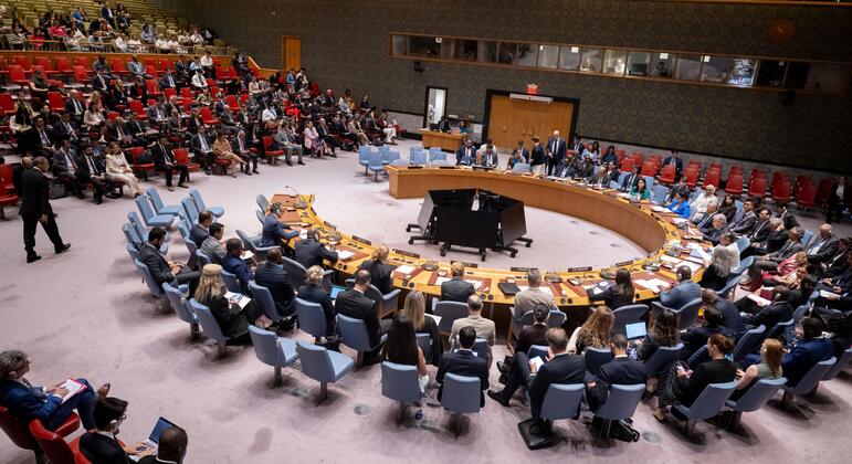 Middle East LIVE: Diplomacy in focus as escalation ‘reverberates across borders and continents’, warns UN chief Middle East LIVE: Diplomacy in focus as escalation ‘reverberates across borders and continents’, warns UN chief