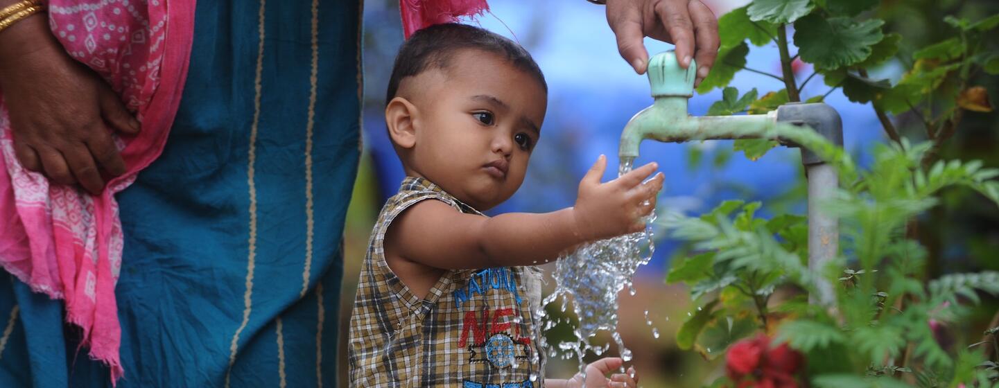 विश्व बैंक समूह बेहतर सेवाओं, आधुनिक सिंचाई और जलवायु सहनक्षमता के ज़रिए भारत की जल सुरक्षा मज़बूत करने में सहयोग दे रहा है.