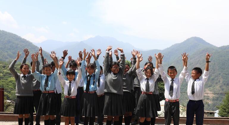 भारत के नागालैंड में स्कूलों के सुधार से ग्रामीण विद्यार्थियों के लिए सीखने के अवसर बढ़ रहे हैं.