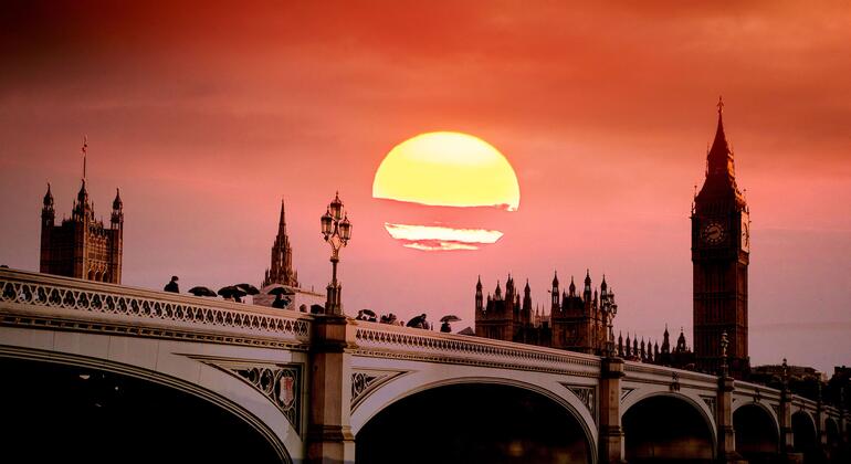 England's Heat Alerts: Read, Understood, and Completely Ignored