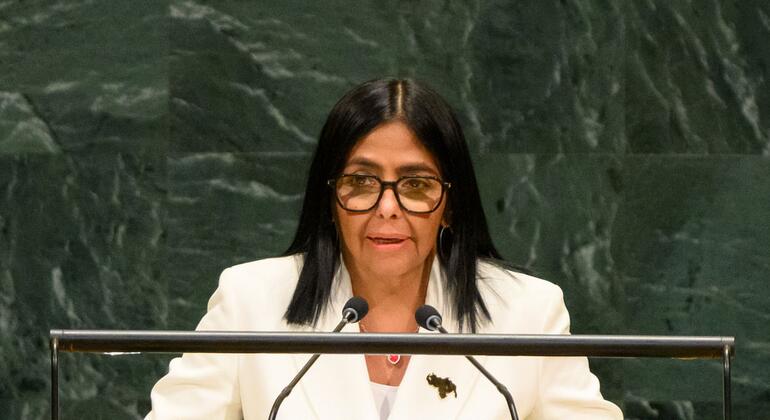 Venezuela seeking rebirth after political crisis and devastating earthquakes, President tells UN Venezuela seeking rebirth after political crisis and devastating earthquakes, President tells UN