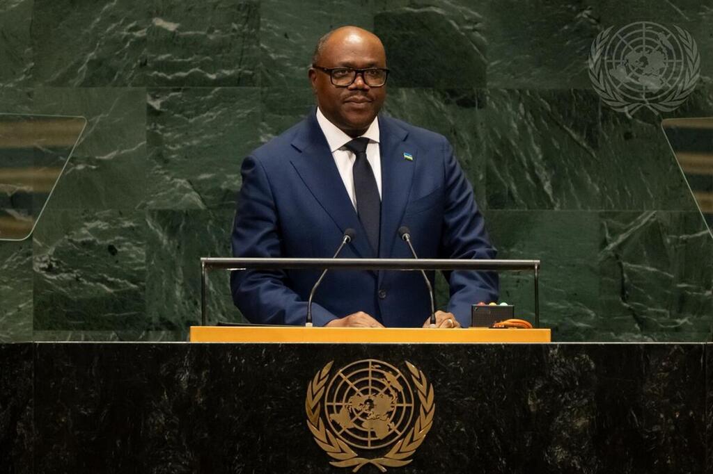 Rais wa Rwanda Paul Kagame akizungumza katika jukwaa wakati wa Mkutano Mkuu UMOJA WA MATAIFA jijini New York.