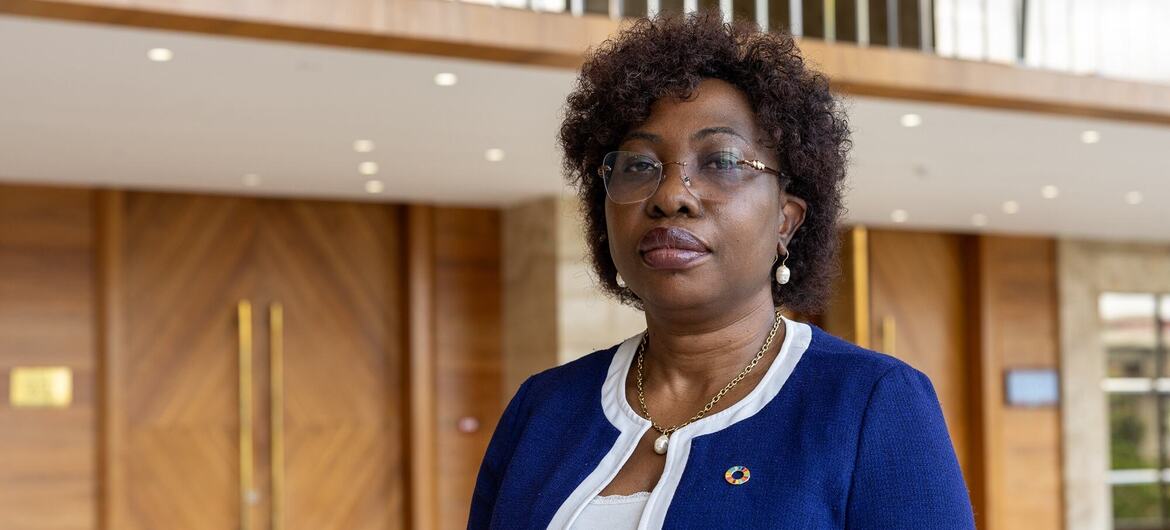 Kenya races to trace all contacts after first Ebola death, WHO official says