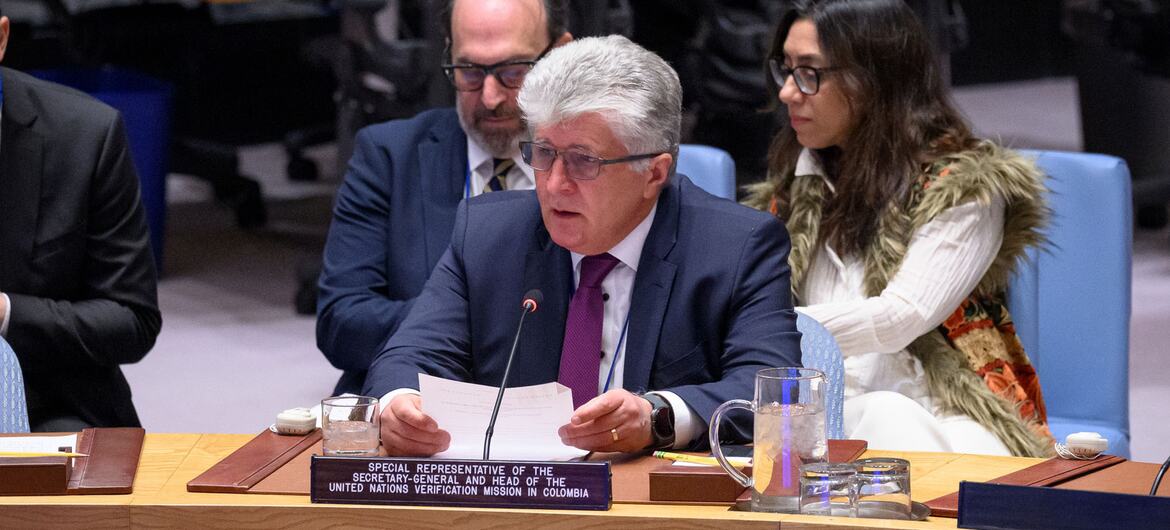 Miroslav Jenča, représentant spécial du Secrétaire général et chef de la Mission de vérification des Nations unies en Colombie, informe les membres du Conseil de sécurité de la situation dans le pays.