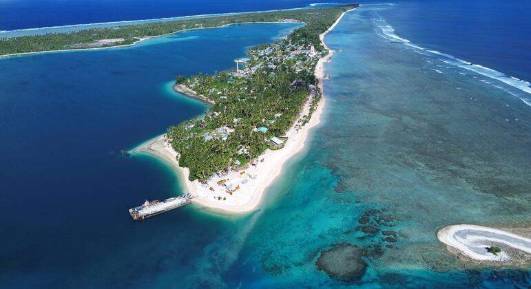 Earth Day: The battle to save a drowning Pacific island nation