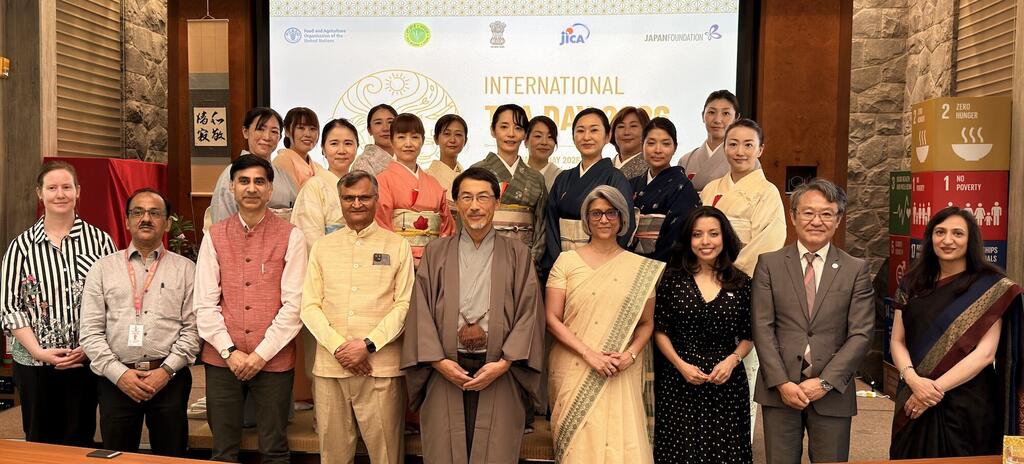 अन्तरराष्ट्रीय चाय दिवस के अवसर पर भारत, जापान और श्रीलंका के प्रतिनिधिमंडलों ने चाय पीने की परम्परा का उत्सव मनाया.