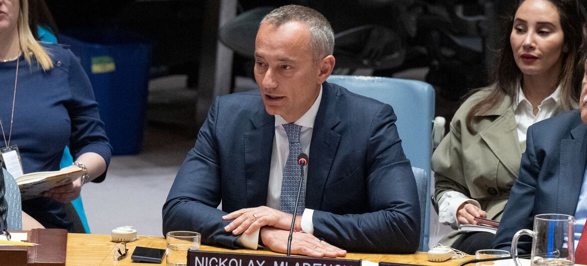 Nickolay Mladenov, haut représentant à Gaza, informe les membres du Conseil de sécurité des Nations unies sur la situation au Moyen-Orient.