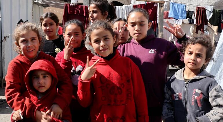 وسط الدمار والنزوح.. أطفال غزة يتساءلون عن مستقبلهم 