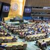 Une vue d'ensemble de la salle de l'Assemblée générale des Nations Unies lors de la onzième Conférence d'examen des Parties au Traité sur la non-prolifération des armes nucléaires (TNP) tenue à New York, le 27 avril 2026.