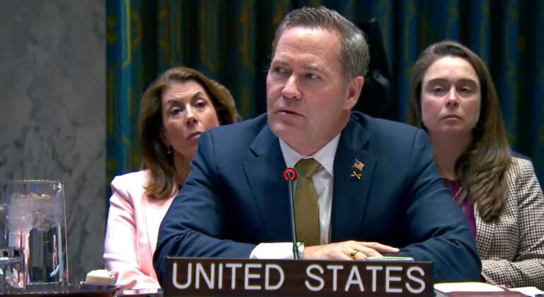 O embaixador dos Estados Unidos, Michael G. Waltz, falando na reunião do Conselho de Segurança das Nações Unidas sobre a situação no Oriente Médio, incluindo a questão palestina.